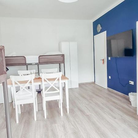 Sechsbettzimmer "Blau" In Zentraler Lage Brémai repülőtér Kültér fotó